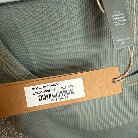 Skims Cotton Rib Tank - Picture 6 of 7